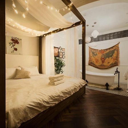Chloe & Leo Boutique Homestay Hanoi Exterior photo