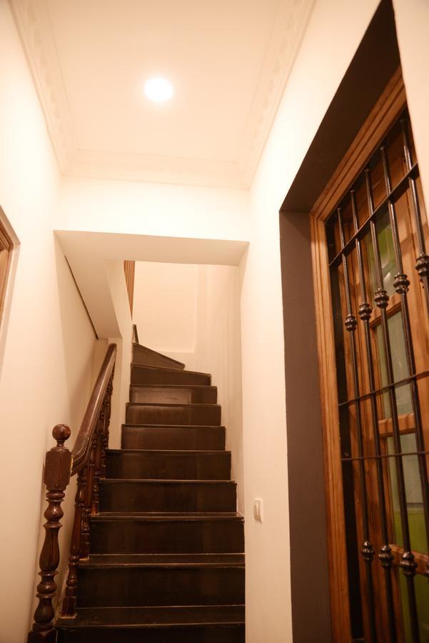 Chloe & Leo Boutique Homestay Hanoi Exterior photo