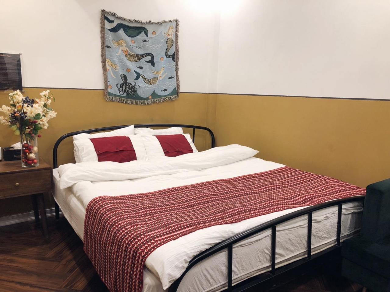 Chloe & Leo Boutique Homestay Hanoi Exterior photo